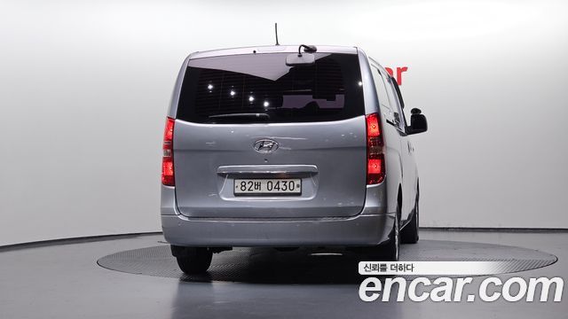 Hyundai Starex 3-Seater VAN Smart — пробег 237 116 км — фото 4 из 5