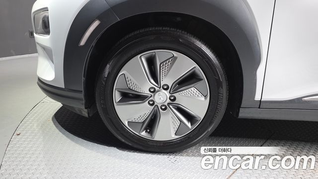 Hyundai Kona из Кореи Encar