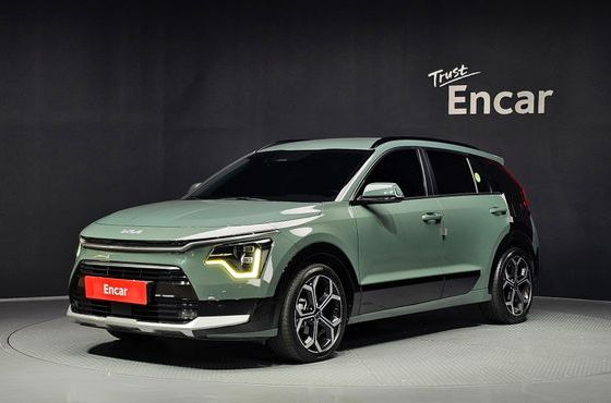 Kia Niro Signature — пробег 102 860 км — фото 1 из 5