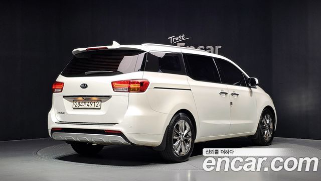 Kia Carnival из Кореи Encar