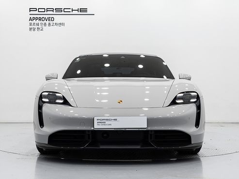 Porsche Taycan Turbo S — пробег 40 440 км — фото 3 из 5