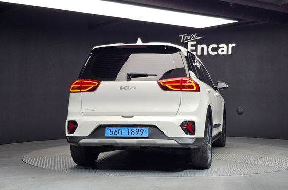 Kia Niro Air — пробег 162 576 км — фото 4 из 5