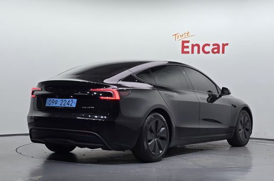 Tesla Model 3 Long Range AWD — пробег 99 407 км — фото 2 из 5