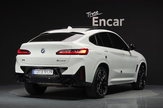 BMW X4 xDrive M40i — пробег 33 677 км — фото 2 из 5