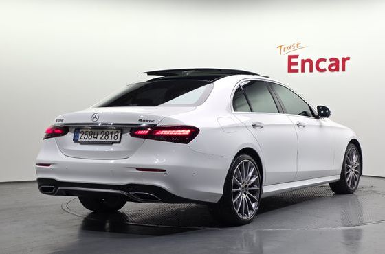Mercedes-Benz E-Class E350 4MATIC AMG Line — пробег 88 358 км — фото 2 из 5
