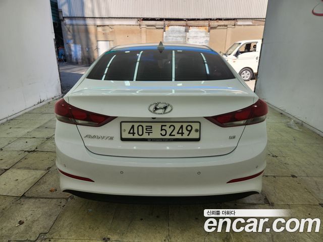 Hyundai AVANTE из Кореи Encar