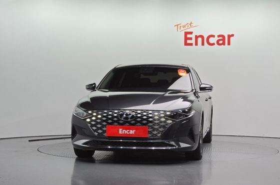 Hyundai Grandeur 2.5 Premium — пробег 7 452 км — фото 3 из 5