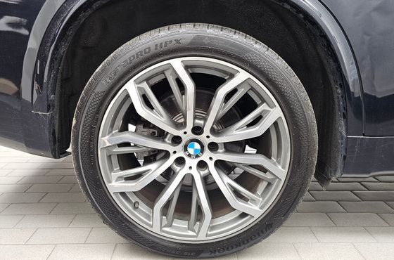 BMW X5 xDrive M50d — пробег 166 745 км — фото 5 из 5