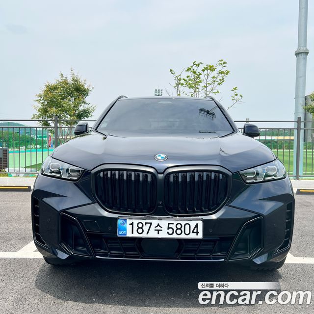 BMW X5 xDrive 40i M Sport — пробег 27 600 км — фото 1 из 5