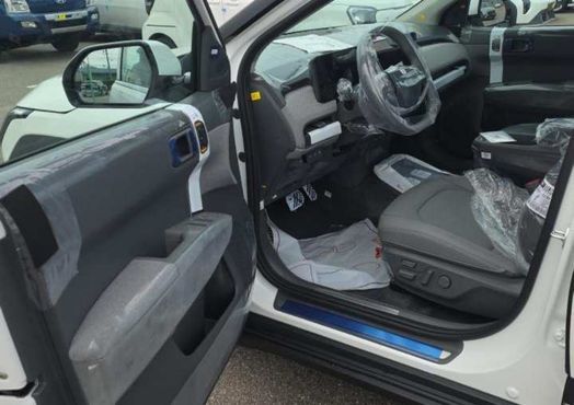 Kia EV3 Long Range 2WD Earth — пробег 1 км — фото 4 из 5