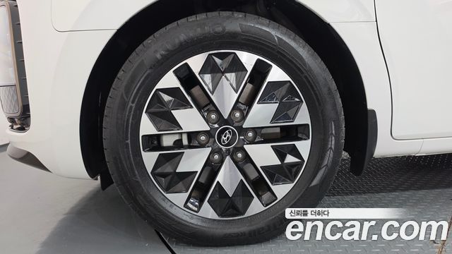 Hyundai Staria из Кореи Encar