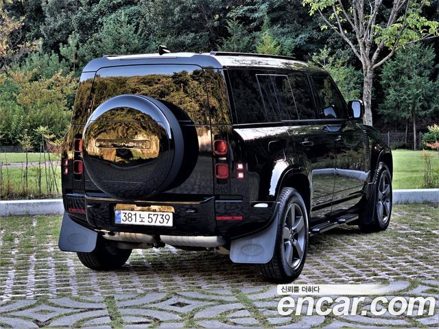 Land Rover Defender 110 D300 X-Dynamic HSE — пробег 13 200 км — фото 2 из 5