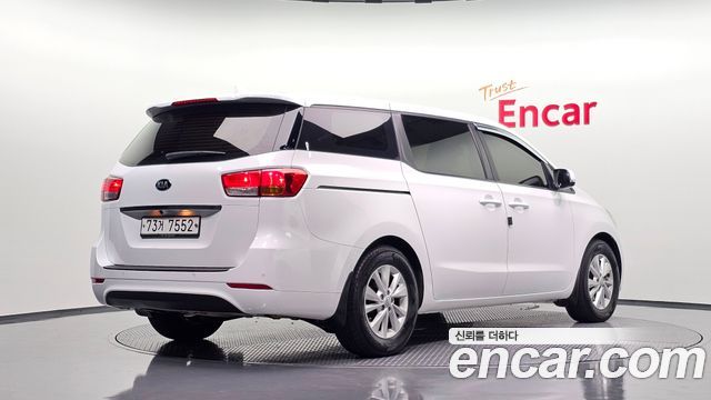 Kia Carnival из Кореи Encar