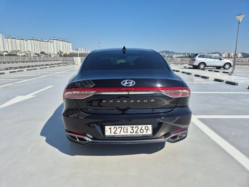 Hyundai Grandeur 2.5 Calligraphy — пробег 241 325 км — фото 4 из 5