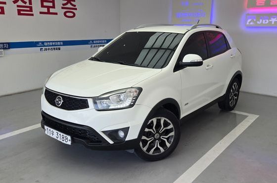 Ssangyong KORANDO 2.2 RX 4WD DLX — пробег 240 000 км — фото 1 из 5