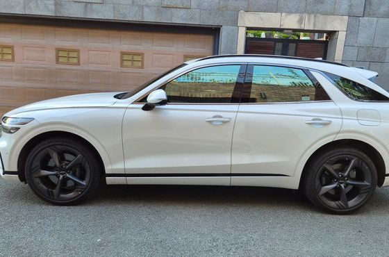 Genesis GV70 2.5T Gasoline AWD — пробег 49 900 км — фото 2 из 5