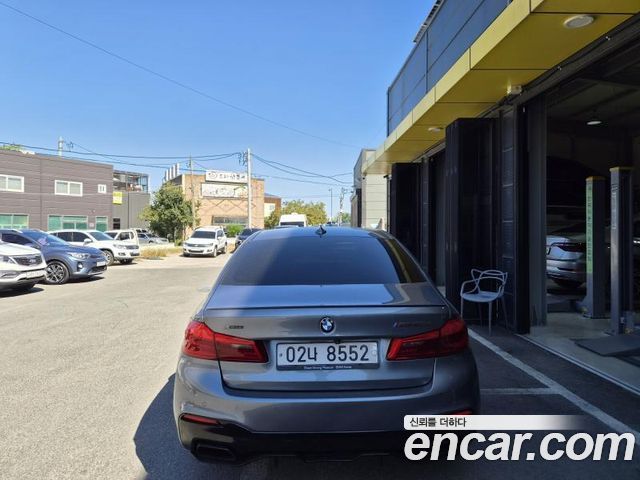 BMW 5-Series M550d xDrive — пробег 300 597 км — фото 4 из 5