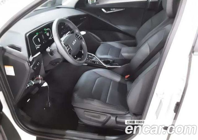 Kia Niro Trendy — пробег 162 869 км — фото 4 из 5