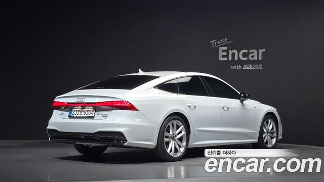 Audi A7 55 TFSI e Quattro Premium — пробег 8 920 км — фото 2 из 5
