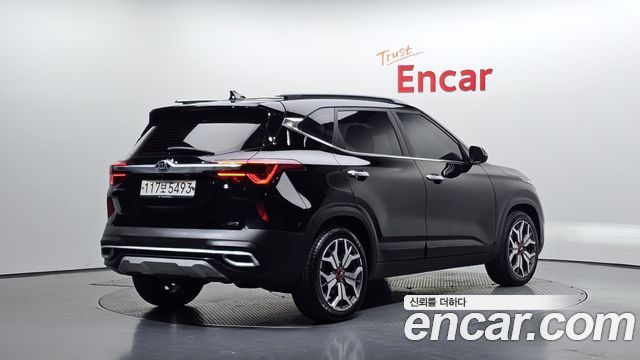 Kia Seltos из Кореи Encar