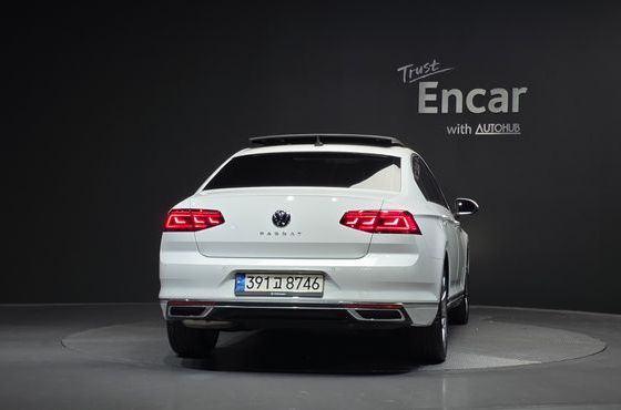 Volkswagen Passat 2.0 TDI Prestige — пробег 42 020 км — фото 4 из 5