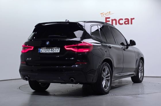 BMW X3 xDrive 20i M sports Online Exclusive Edition — пробег 40 021 км — фото 2 из 5