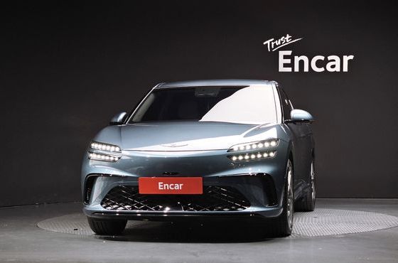 Genesis GV60 Standard AWD — пробег 4 216 км — фото 3 из 5