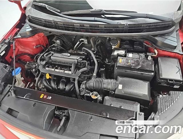 Kia Stonic из Кореи Encar