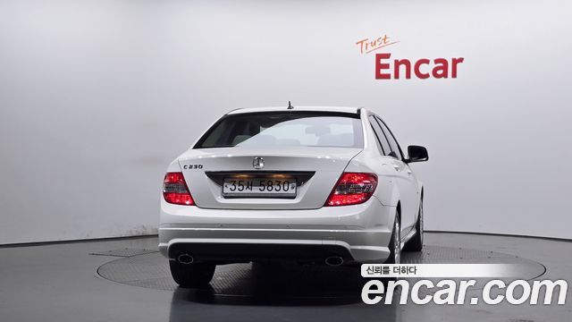 Mercedes-Benz C-Class C230 AVANTGARDE — пробег 123 045 км — фото 4 из 5