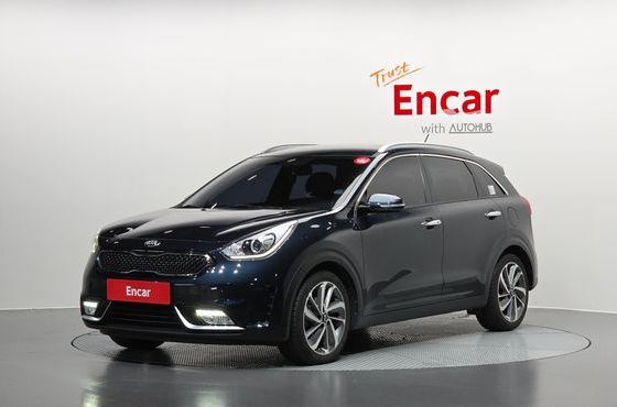 Kia Niro Prestige — пробег 132 865 км — фото 1 из 5