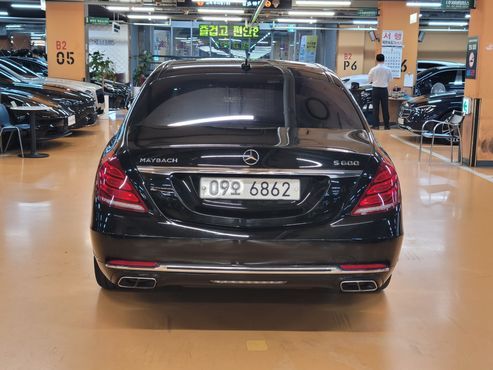 Mercedes-Benz S-Class Maybach S600 — пробег 118 500 км — фото 5 из 5