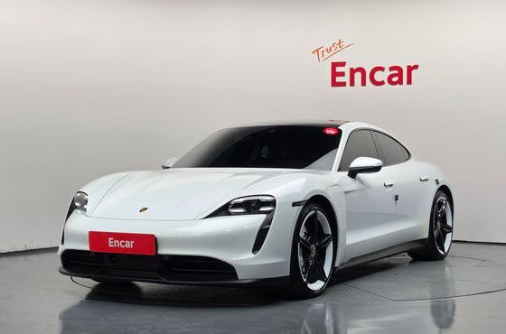 Porsche Taycan 4S — пробег 49 850 км — фото 1 из 5