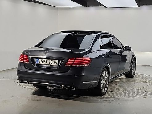 Mercedes-Benz E-Class E300 Avangard — пробег 97 041 км — фото 4 из 5