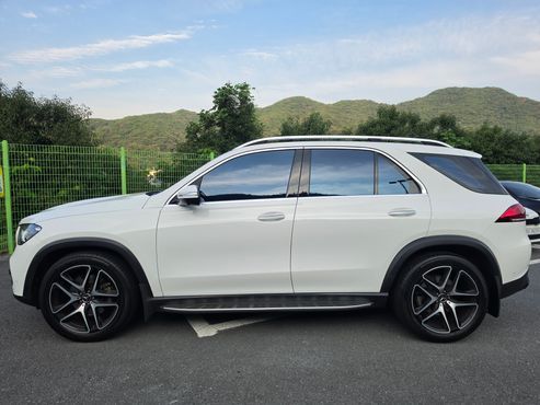 Mercedes-Benz GLE-Class GLE300d 4MATIC — пробег 65 200 км — фото 3 из 5