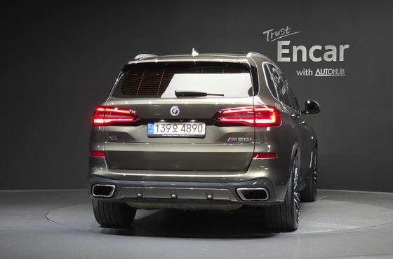 BMW X5 M50i — пробег 46 098 км — фото 4 из 5