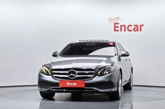 Mercedes-Benz E-Class E200 Avantgarde — пробег 115 828 км — фото 3 из 5