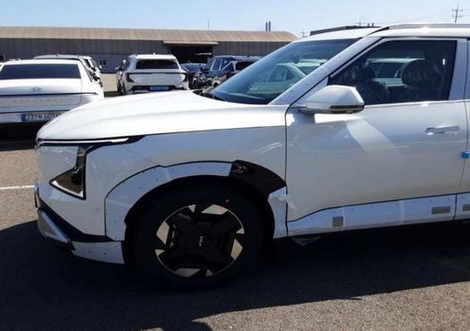 Kia EV5 Long Range 2WD Earth — пробег 1 км — фото 2 из 5