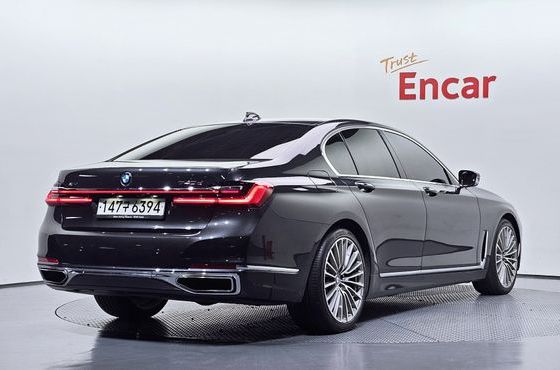 BMW 7-Series 740d xDrive Design Pure Excellence — пробег 143 445 км — фото 2 из 5