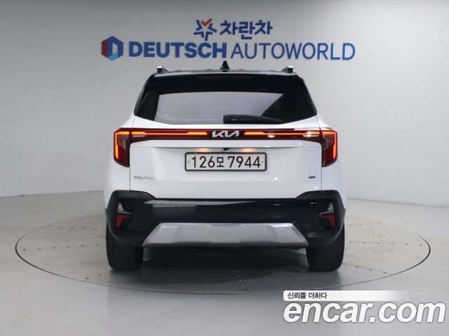Kia Seltos из Кореи Encar
