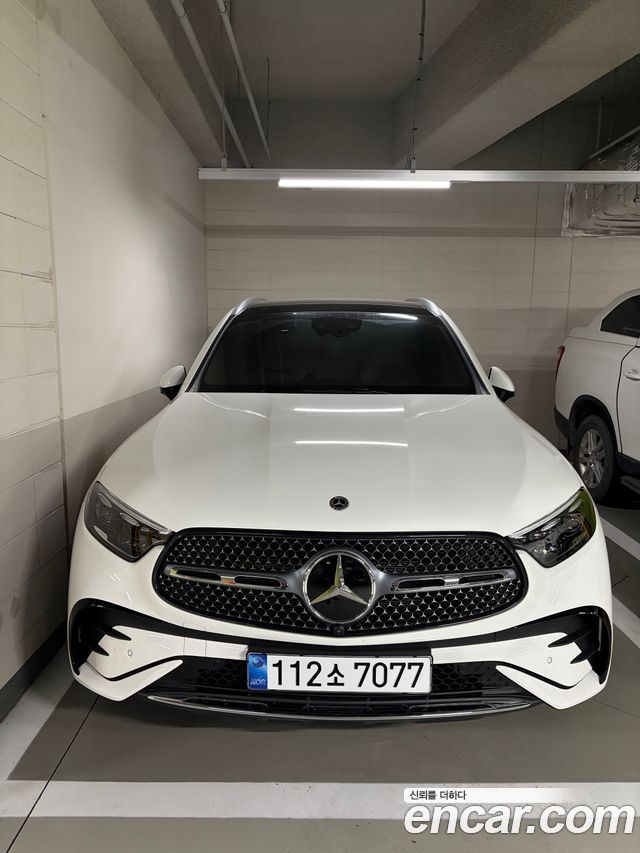 Mercedes-Benz GLC-Class GLC300 4MATIC AMG Line — пробег 1 824 км — фото 3 из 5