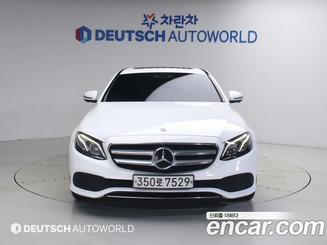 Mercedes-Benz E-Class из Кореи Encar