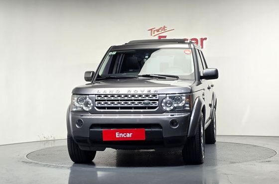 Land Rover Discovery 3.0 SDV6 SE — пробег 97 612 км — фото 3 из 5