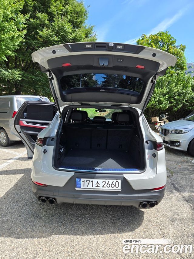 Porsche Cayenne 3.0 — пробег 21 000 км — фото 4 из 5