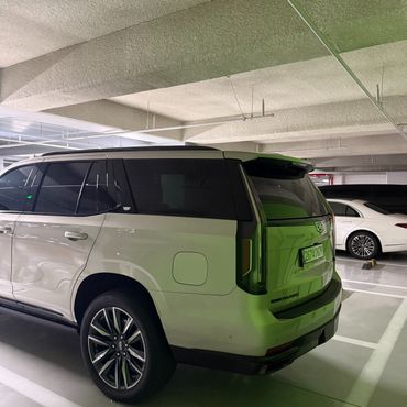 Cadillac Escalade 6.2 Sports Platinum — пробег 25 500 км — фото 5 из 5