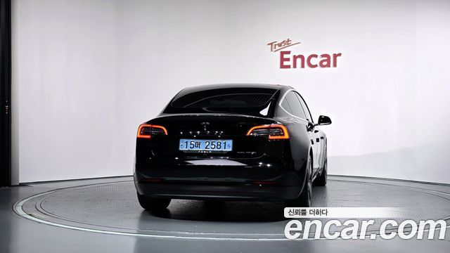 Tesla Model 3 Standard Range Plue RWD — пробег 71 206 км — фото 4 из 5