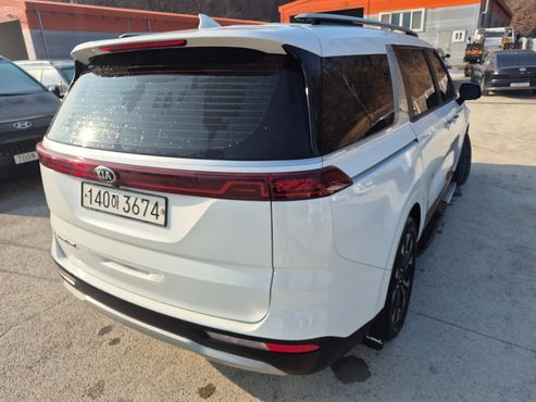 Kia Carnival Diesel 9-Seater Prestige — пробег 117 000 км — фото 2 из 5