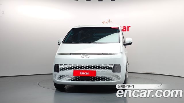 Hyundai Staria Cargo 5-Seater Modern — пробег 15 756 км — фото 3 из 5