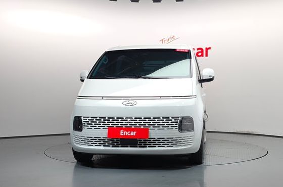 Hyundai Staria Cargo 5-Seater Modern — пробег 15 756 км — фото 3 из 5