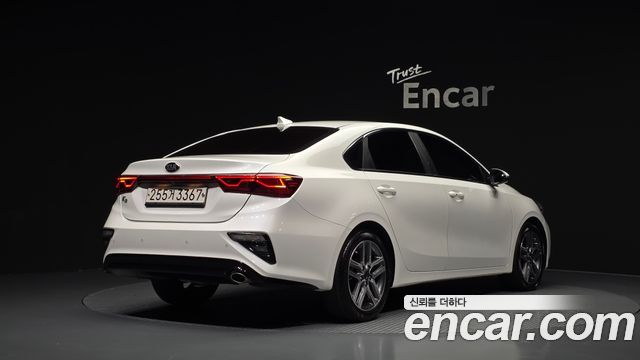 Kia K3 из Кореи Encar