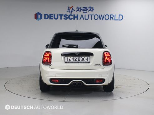Mini Cooper 5Door Standard 3rd — пробег 31 247 км — фото 4 из 5